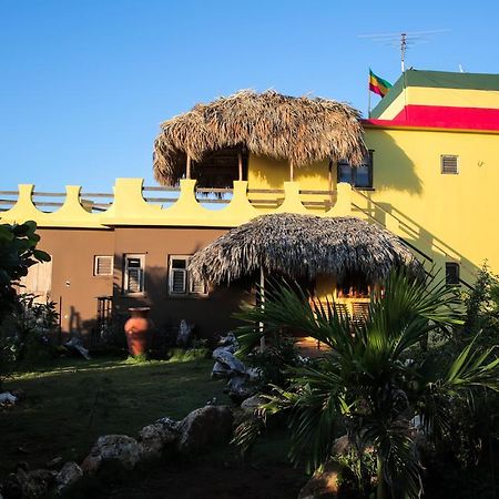 Kudehya Guesthouse Treasure Beach Ngoại thất bức ảnh