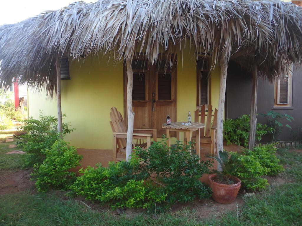 Kudehya Guesthouse Treasure Beach Phòng bức ảnh