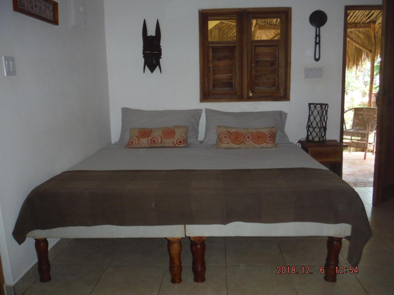 Kudehya Guesthouse Treasure Beach Ngoại thất bức ảnh
